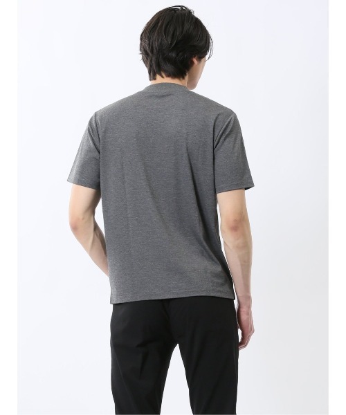TAKA-Q（タカキュー）の「【接触冷感 ストレッチ】タカキュー スロープネック 半袖Tシャツ（Tシャツ/カットソー・メンズ・ネイビー/ブラック/グレー/ホワイト・MEDIUM/LARGE/X-LARGE/S）」の16枚目の写真