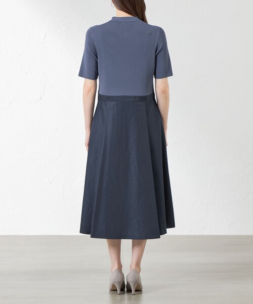 amaca(アマカ)の「布帛コンビニットワンピース(ワンピース・レディース・ベージュ/ダークネイビー・38/40)」の5枚目の写真