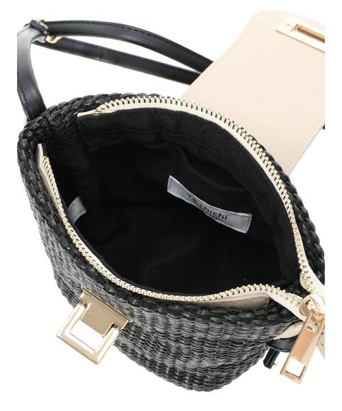 Te chichi TERRASSE(テチチテラス)の「雑材ミニショルダーバッグ《2025summer catalog item》(ハンドバッグ・レディース・オフホワイト/ブラック・F)」の12枚目の写真