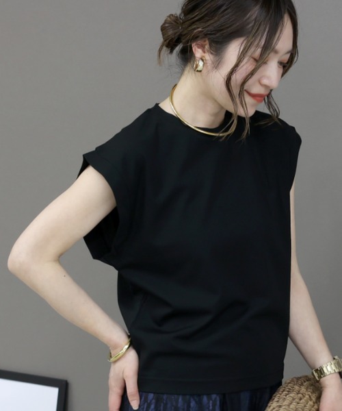 Aletta vita(アレッタビータ)の「シルケットライクフレンチカットソー(Tシャツ/カットソー・レディース・ベージュ/ブラック/オフホワイト・M)」の1枚目の写真