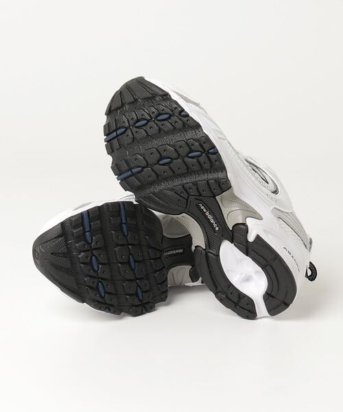 NEW BALANCE(ニューバランス)の「530(スニーカー・キッズ・ホワイト・17.0cm/17.5cm/18.0cm/18.5cm/19.0cm/19.5cm/20.0cm/20.5cm/21.0cm/21.5cm)」の4枚目の写真