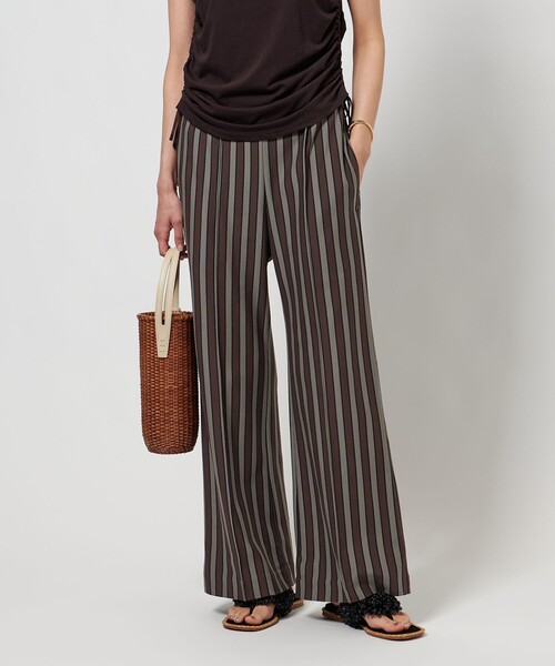 TO UNITED ARROWS（トゥーユナイテッドアローズ）の「【別注】＜CURRENTAGE for TO UNITED ARROWS＞ストライプ パンツ（その他パンツ・レディース・ダークブラウン・FREE）」の3枚目の写真