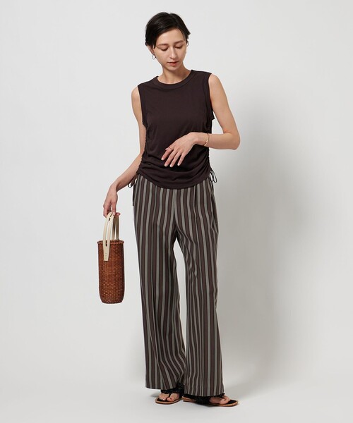 TO UNITED ARROWS（トゥーユナイテッドアローズ）の「【別注】＜CURRENTAGE for TO UNITED ARROWS＞ストライプ パンツ（その他パンツ・レディース・ダークブラウン・FREE）」の4枚目の写真