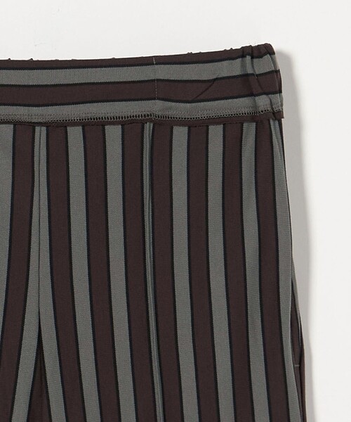 TO UNITED ARROWS（トゥーユナイテッドアローズ）の「【別注】＜CURRENTAGE for TO UNITED ARROWS＞ストライプ パンツ（その他パンツ・レディース・ダークブラウン・FREE）」の19枚目の写真