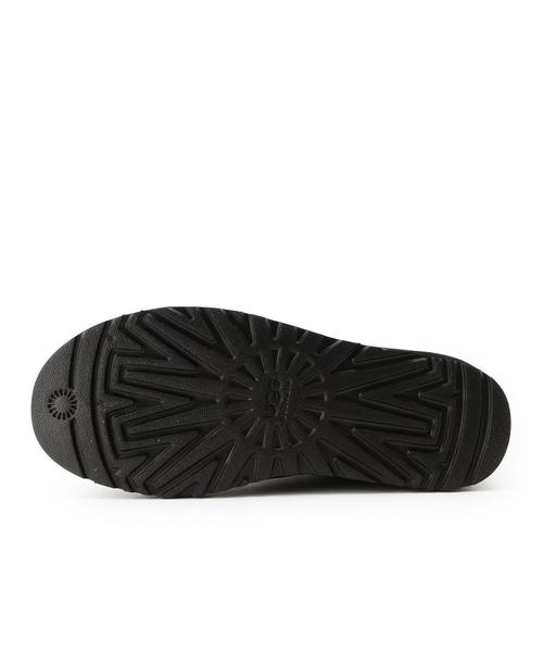 UGG Australia(アグオーストラリア)の「アグ/UGG ClassicShort(ブーツ・レディース・ブラック・7/6/8)」の3枚目の写真