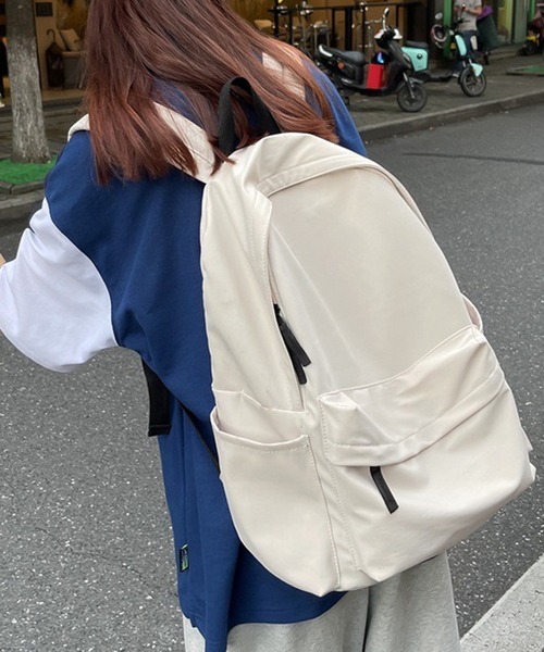 NANEA(ナネア)の「サイドポケットリュックサック(バックパック/リュック・レディース・ブラック/ボルドー/ホワイト・フリー)」の13枚目の写真