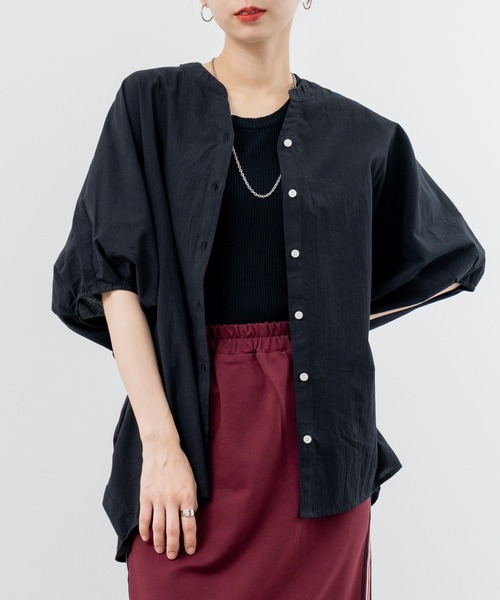 refinedworks（リファインドワークス）の「【refinedworks】体型カバー も叶う リラックス シャツ（シャツ/ブラウス・レディース・ホワイト/オレンジ/ブラック・FREE）」の2枚目の写真