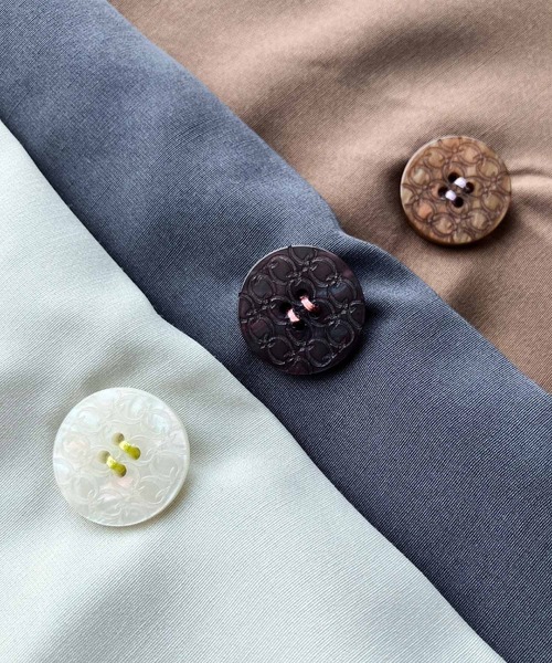 Q（キュー）の「ダブルブレストジレジャケット（テーラードジャケット・レディース・チャコールグレー/オリーブ/ベージュ・MEDIUM）」の13枚目の写真