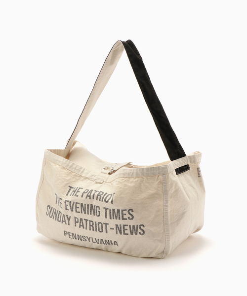 〈JOURNAL STANDARD〉P.E SMU NEWS PAPER BAG セール】P.E SMU NEWS PAPER BAG（ショルダーバッグ）｜JOURNAL