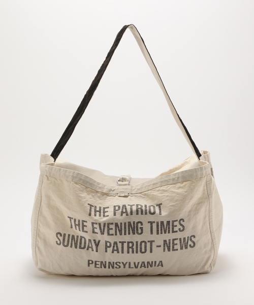 JOURNAL STANDARD(ジャーナルスタンダード)の「P.E SMU NEWS PAPER BAG(ショルダーバッグ・メンズ・ボルドー/ブラック/ブラウン/ネイビー・FREE)」の5枚目の写真