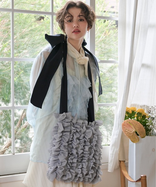 loin nuit(ロワンニュイ)の「tulle ribbon multiway bag / チュールリボンマルチウェイバッグ(ショルダーバッグ・レディース・ブラック/ライトグレー/ピンク・FREE)」の6枚目の写真