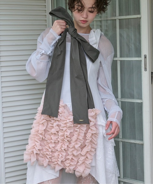 loin nuit(ロワンニュイ)の「tulle ribbon multiway bag / チュールリボンマルチウェイバッグ(ショルダーバッグ・レディース・ブラック/ライトグレー/ピンク・FREE)」の4枚目の写真