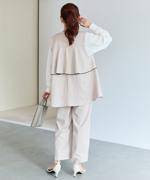 LAVEANGE（ラビアンジェ）の「【好機能シリーズ】抗菌/防臭/防シワ/メロウフリルベスト（ベスト・レディース・ブラック/ベージュ・M/LL/3L/4L/5L）」の22枚目の写真