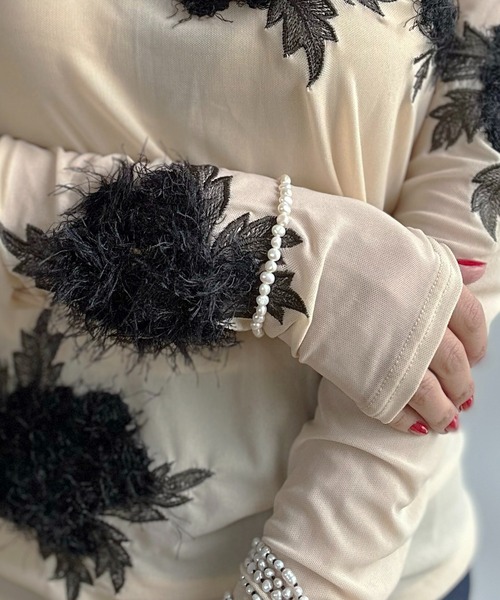 TUWAKRIM（トゥワクリム）の「【TUWAKRIM】リップルバロックブレスレット（ブレスレット・レディース・オフホワイト/ピンク/グレー・MEDIUM）」の5枚目の写真