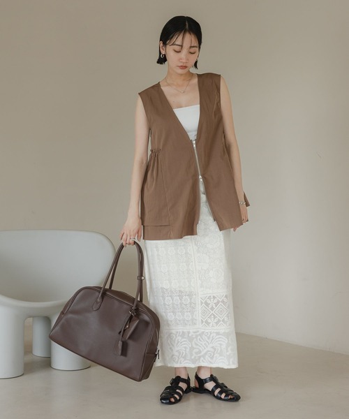 LOWRYS FARM（ローリーズファーム）の「チャームツキＢＩＧボストン　581122（ショルダーバッグ・レディース・ブラック/ブラウン・FREE）」の4枚目の写真