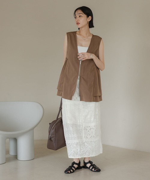 LOWRYS FARM（ローリーズファーム）の「チャームツキＢＩＧボストン　581122（ショルダーバッグ・レディース・ブラック/ブラウン・FREE）」の5枚目の写真