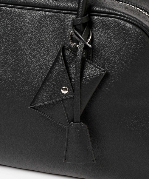 LOWRYS FARM（ローリーズファーム）の「チャームツキＢＩＧボストン　581122（ショルダーバッグ・レディース・ブラック/ブラウン・FREE）」の19枚目の写真