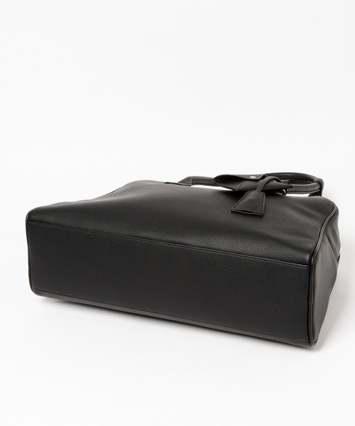 LOWRYS FARM（ローリーズファーム）の「チャームツキＢＩＧボストン　581122（ショルダーバッグ・レディース・ブラック/ブラウン・FREE）」の22枚目の写真