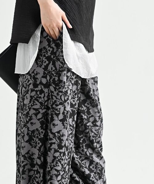 rps（アールピーエス）の「ビスコースプリントパンツ（その他パンツ・レディース・ブラック系その他2/ブラック系その他3/グレー/ブラック/ネイビー・フリー）」の8枚目の写真