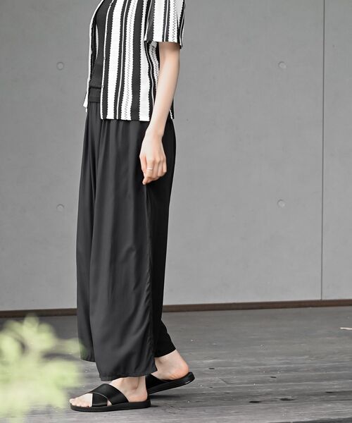 rps（アールピーエス）の「ビスコースプリントパンツ（その他パンツ・レディース・ブラック系その他2/ブラック系その他3/グレー/ブラック/ネイビー・フリー）」の12枚目の写真