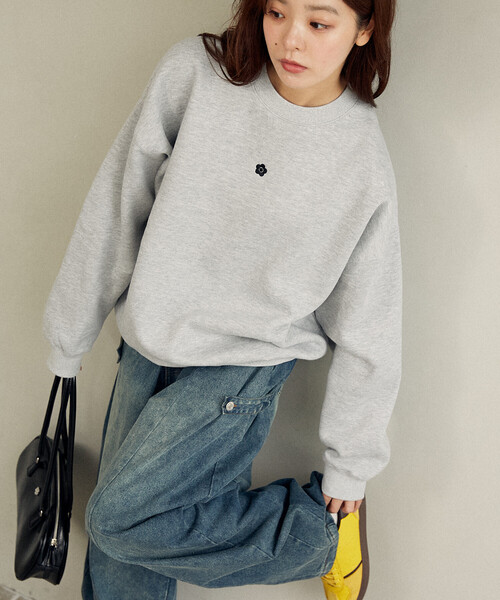 PUBLUX（パブリュクス）の「MARY QUANT × PUBLUX/マリークワント ワンポイント ロゴ刺繍 裏起毛 スウェット　限定展開（スウェット・レディース・ブラック/グレー/チャコールグレー/ナチュラル/ブラウン/ネイビー・ﾌﾘ-）」の8枚目の写真