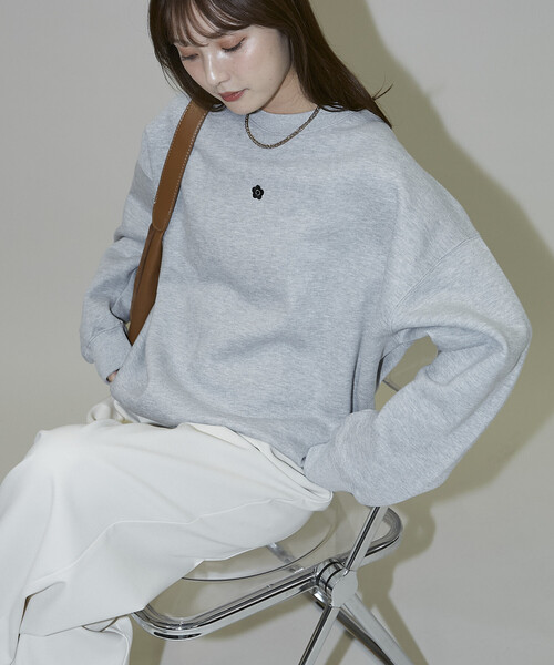 PUBLUX（パブリュクス）の「MARY QUANT × PUBLUX/マリークワント ワンポイント ロゴ刺繍 裏起毛 スウェット　限定展開（スウェット・レディース・ブラック/グレー/チャコールグレー/ナチュラル/ブラウン/ネイビー・ﾌﾘ-）」の17枚目の写真