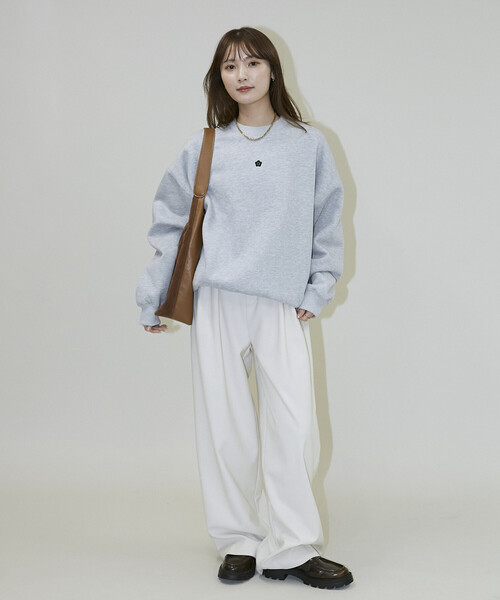 マリークワント 新作 希少品 完売色定価以下配色ロゴ刺繍ブラックパーカー送料込み マリークワント 新作 希少品 完売色定価以下配色ロゴ刺繍ブラック