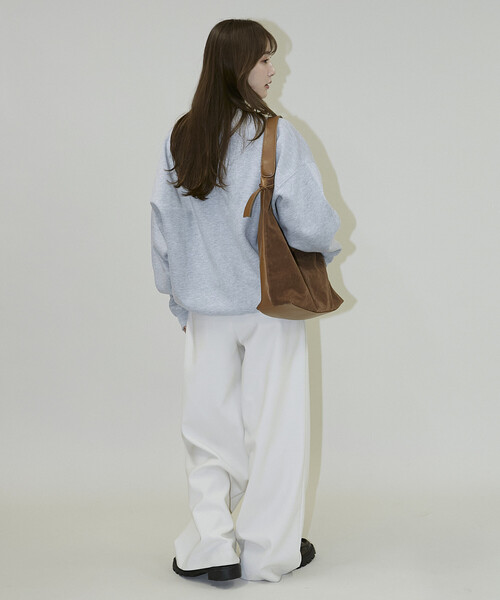 PUBLUX（パブリュクス）の「MARY QUANT × PUBLUX/マリークワント ワンポイント ロゴ刺繍 裏起毛 スウェット　限定展開（スウェット・レディース・ブラック/グレー/チャコールグレー/ナチュラル/ブラウン/ネイビー・ﾌﾘ-）」の19枚目の写真