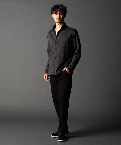 NICOLE CLUB FOR MEN（ニコルクラブフォーメン）の「ジオメトリックスタンドボタンダウンシャツ（シャツ/ブラウス・メンズ・ブラック系/ブルー系/オレンジ系/ホワイト系・MEDIUM/LARGE/X-LARGE）」の7枚目の写真