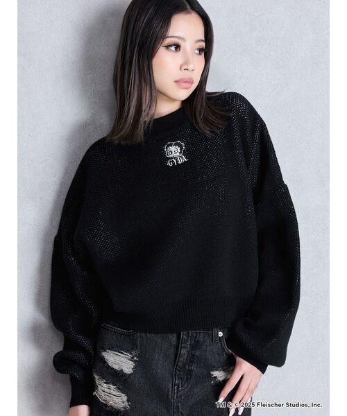 BETTY BOOP(ベティ・ブープ)の「BETTY×GYDA shortニットトップス(ニット/セーター・レディース・パープル/ブラック/オフホワイト・FREE)」の4枚目の写真