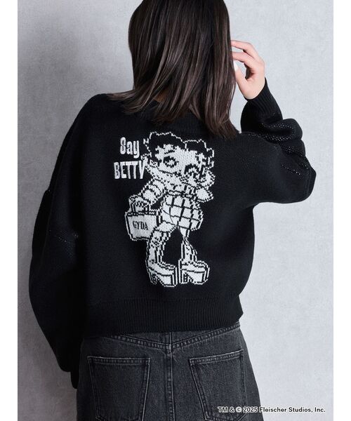 BETTY BOOP(ベティ・ブープ)の「BETTY×GYDA shortニットトップス(ニット/セーター・レディース・パープル/ブラック/オフホワイト・FREE)」の5枚目の写真