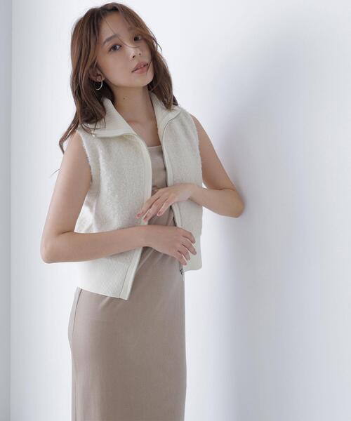 NATURAL BEAUTY BASIC(ナチュラルビューティーベーシック)の「◇ブークレジップニットベスト(ベスト・レディース・ブルー/オフホワイト/グレー・FREE)」の1枚目の写真