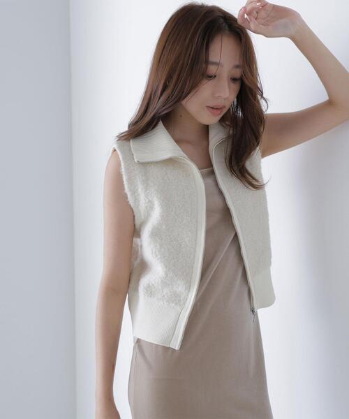 NATURAL BEAUTY BASIC(ナチュラルビューティーベーシック)の「◇ブークレジップニットベスト(ベスト・レディース・ブルー/オフホワイト/グレー・FREE)」の11枚目の写真