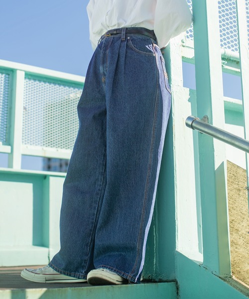 PAR ICI（パーリッシィ）の「13OZデニム ワイドタックパンツ（デニムパンツ・レディース・ブルー/ネイビー/サックスブルー・M/S）」の4枚目の写真