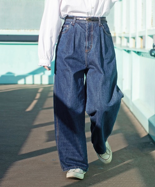 PAR ICI（パーリッシィ）の「13OZデニム ワイドタックパンツ（デニムパンツ・レディース・ブルー/ネイビー/サックスブルー・M/S）」の5枚目の写真