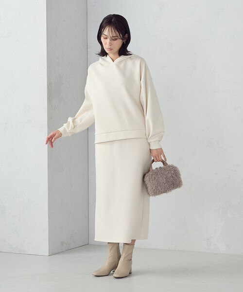 新品 アディダス セットアップ ダンボールニット スカート パーカー 白 新品 アディダス セットアップ ダンボールニット スカート パーカー 白