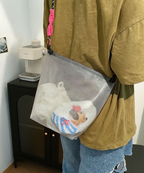 ammy.（エイミードット）の「【 ammy. / エイミードット 】 パラコード 防水 ビニール バッグ / ポーチ（ショルダーバッグ・レディース・B/A・ONE SIZE）」の6枚目の写真