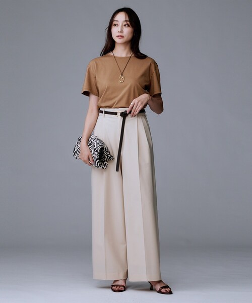 UNTITLED（アンタイトル）の「【接触冷感/コットン100/洗える/Tシャツ】半袖天竺プルオーバー（Tシャツ/カットソー・レディース・ダークグレー/オフホワイト/キャメル・48/44/04/02/00）」の15枚目の写真