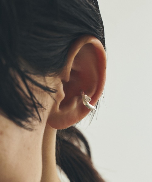 TEN.(テン)の「SILVER925 ルーチェイヤーカフ(イヤーカフ・レディース・シルバー・FREE)」の2枚目の写真