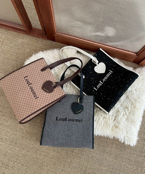 one after another NICE CLAUP（ワンアフターアナザーナイスクラップ）の「【LouLoumei】キャリーオントートバッグ（ショルダーバッグ・レディース・ブラック/ブラック×グレー/ブラウン系その他・FREE）」の22枚目の写真