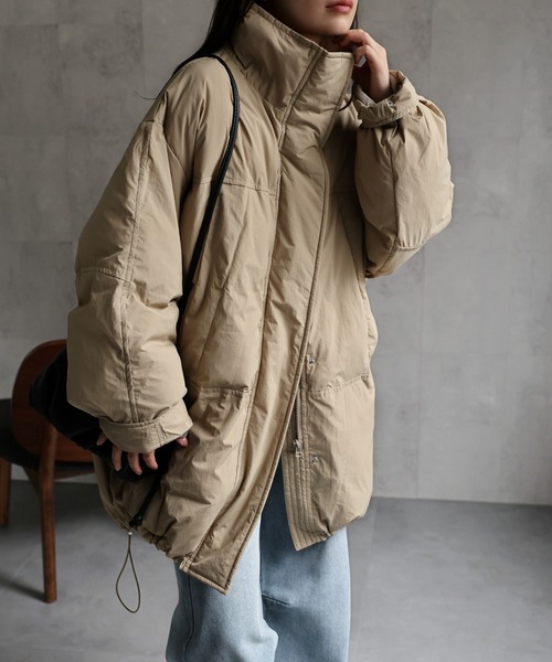 ap retro(アプレトロ)の「【サステナブル】 ナイロンモンスターコート / パディングコート《動画あり》(ダウンジャケット/コート・レディース・ベージュ/ブラック/アイボリー・FREE)」の3枚目の写真