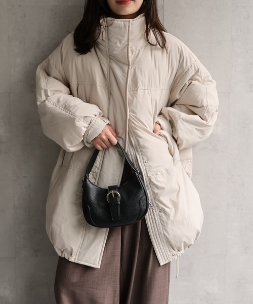 ap retro(アプレトロ)の「【サステナブル】 ナイロンモンスターコート / パディングコート《動画あり》(ダウンジャケット/コート・レディース・ベージュ/ブラック/アイボリー・FREE)」の11枚目の写真