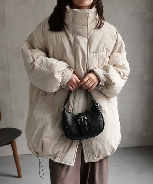 ap retro(アプレトロ)の「【サステナブル】 ナイロンモンスターコート / パディングコート《動画あり》(ダウンジャケット/コート・レディース・ベージュ/ブラック/アイボリー・FREE)」の6枚目の写真