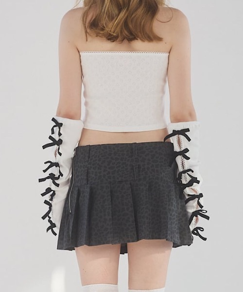 lilLilly（リルリリー）の「2wayベロアリボンアームウォーマー（アームカバー・レディース・ホワイト/ブラック×ホワイト・FREE）」の16枚目の写真