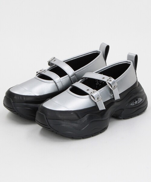 FREAK'S STORE（フリークスストア）の「CONVERSE/コンバース ALL STAR SURGETRAINER MJ ST OX/オールスター サージトレーナー メリージェーン ストラップ OX[23.5cm～24.5cm展開]（スニーカー・レディース・ブラック/シルバー・24.5cm/23.5cm）」の2枚目の写真