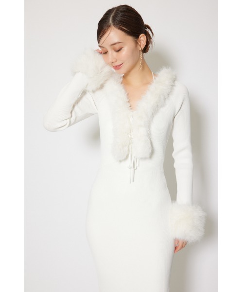 rienda(リエンダ)の「フェイクファーレディーニットワンピース 秋服 冬服(ワンピース・レディース・ホワイト/ブラウン/ライトブルー・FREE)」の9枚目の写真