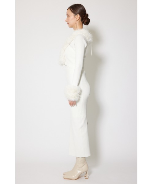 rienda(リエンダ)の「フェイクファーレディーニットワンピース 秋服 冬服(ワンピース・レディース・ホワイト/ブラウン/ライトブルー・FREE)」の14枚目の写真