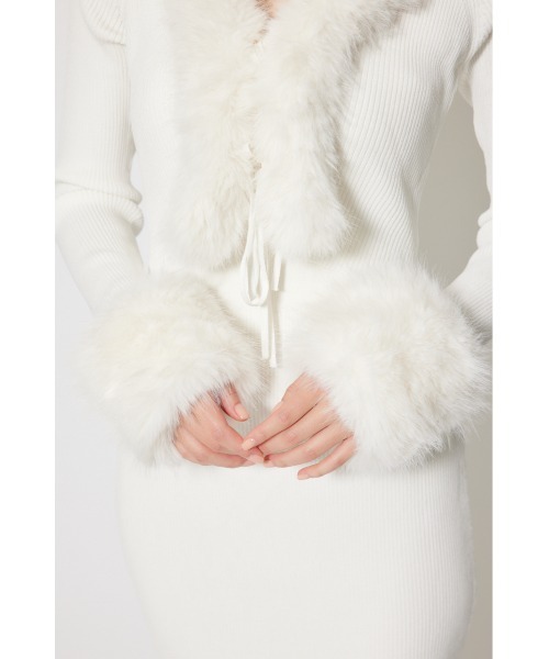 rienda(リエンダ)の「フェイクファーレディーニットワンピース 秋服 冬服(ワンピース・レディース・ホワイト/ブラウン/ライトブルー・FREE)」の18枚目の写真