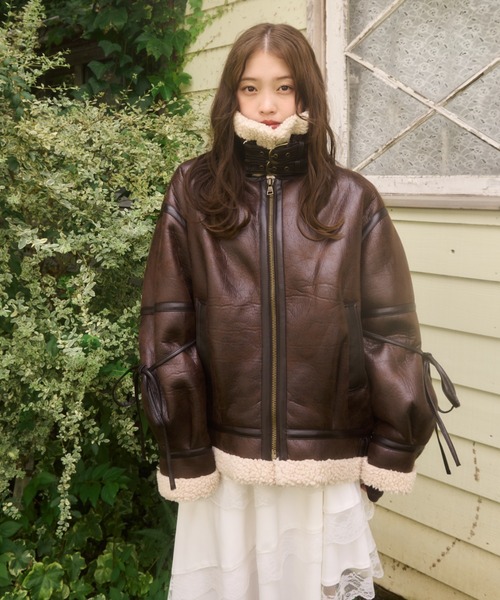 定価110万　極美品ダンヒル　ボア襟付きブラックレザージャケット 定価110万 極美品ダンヒル ボア襟付きブラックレザージャケット