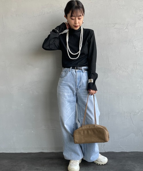 nenom（ネノム）の「[nenom/ネノム] ハイネックラメニットソー（Tシャツ/カットソー・レディース・ブラック/オフホワイト/グレー・F）」の6枚目の写真